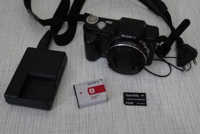Лот: 7080954. Фото: 1. Фотоаппарат Sony Cyber-Shot DSC-H3... Цифровые компактные