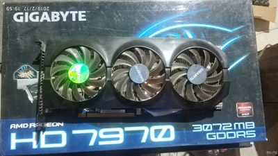 Лот: 13250330. Фото: 1. gigabyte radeon 7970 r9 280x windforce. Видеокарты