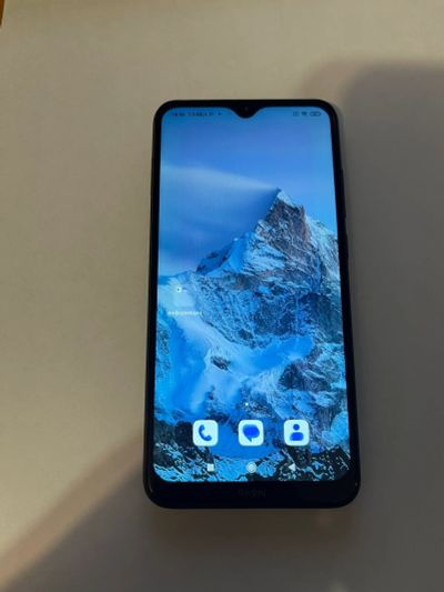 Лот: 21351730. Фото: 1. Телефон redmi 8а 2/32 ГБ (б9605к... Смартфоны