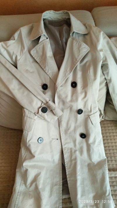 Лот: 20073604. Фото: 1. Плащ детский и куртка марки Zara. Верхняя одежда