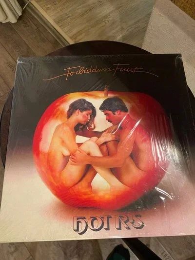 Лот: 17407732. Фото: 1. HOT R.S. - Forbidden Fruit. Аудиозаписи