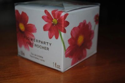 Лот: 4378371. Фото: 1. Парфюмерная вода "Flowerparty... Женская парфюмерия