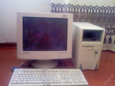 Лот: 70227. Фото: 1. Монитор+корпус с БП + клавиатура. ЭЛТ-мониторы