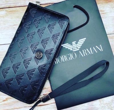 Лот: 13991385. Фото: 1. Клатч Armani. Бумажники, кошельки, портмоне