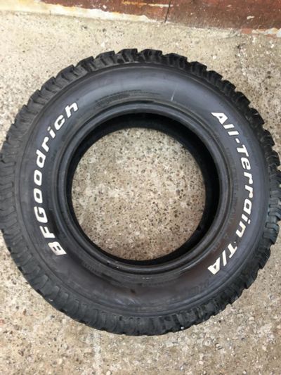 Лот: 11338255. Фото: 1. Шины BFGoodrich all-terrain t... Шины