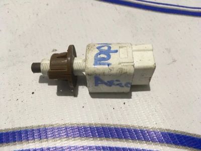 Лот: 21719485. Фото: 1. датчик стоп-сигнала Toyota Corolla... Двигатель и элементы двигателя