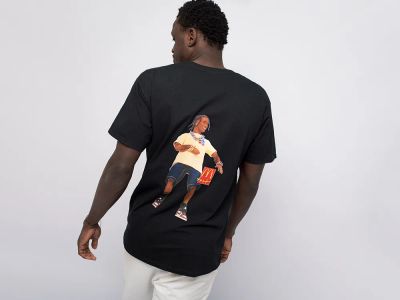 Лот: 20942702. Фото: 1. Футболка Travis Scott. Футболки, поло