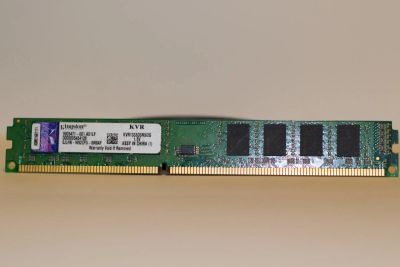 Лот: 6829661. Фото: 1. 2 Gb kingston(есть еще 2 Gb... Оперативная память