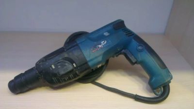 Лот: 6327649. Фото: 1. Продам перфоратор Makita HR2440... Электроинструмент