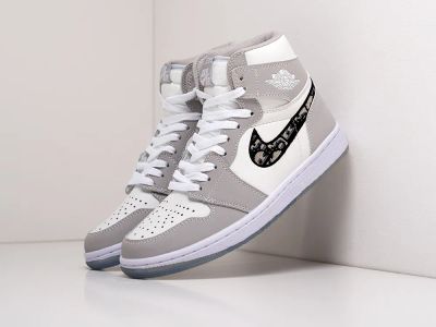 Лот: 16156685. Фото: 1. Кроссовки Dior x Nike Air Jordan... Кеды, кроссовки, слипоны