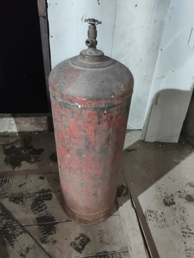 Лот: 16048341. Фото: 1. Баллон газовый (пропан) с вентилем... Баллоны, газ в баллонах