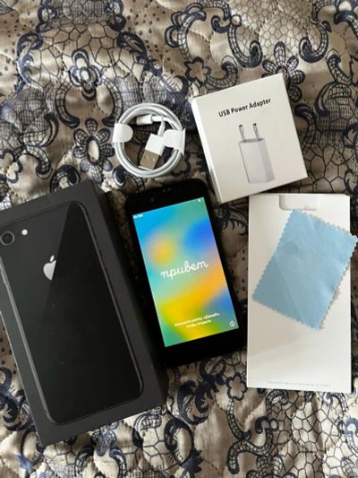 Лот: 19950667. Фото: 1. iPhone 8 64GB (Black). Смартфоны