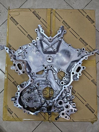 Лот: 21877616. Фото: 1. Лобовина С Маслонасосом TOYOTA... Другое (автозапчасти)