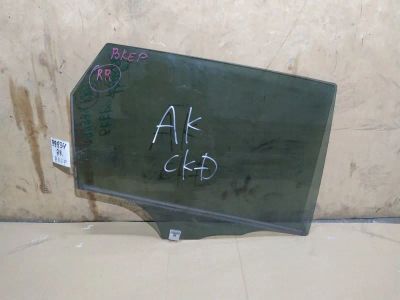 Лот: 21396728. Фото: 1. стекло двери Mazda Axela BKEP. Кузов