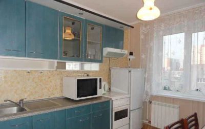 Лот: 8082366. Фото: 1. Сдам 2х ком квартиру Горького... Квартиры, студии