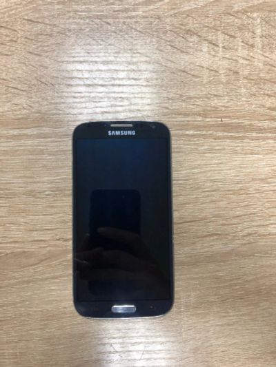Лот: 19930149. Фото: 1. Телефон Samsung Galaxy S4. Смартфоны
