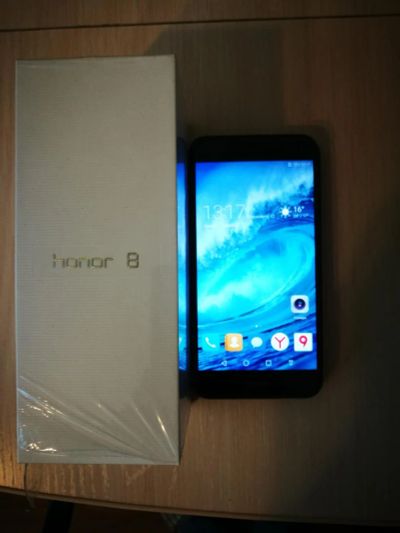 Лот: 9991168. Фото: 1. Huawei Honor 8 32Gb Black (FRD-L09... Смартфоны