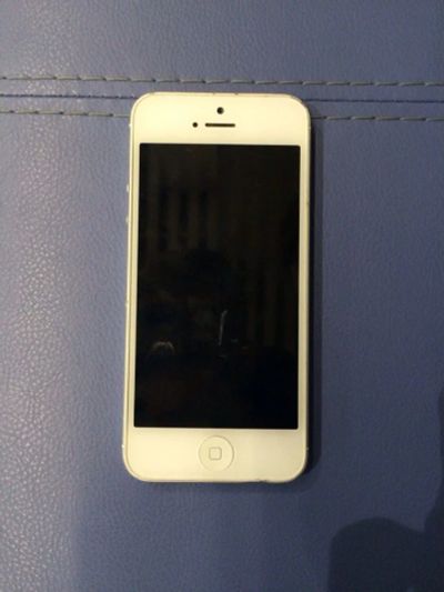 Лот: 7329118. Фото: 1. Iphone 5. Смартфоны