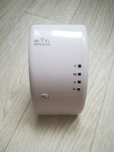 Лот: 16669335. Фото: 1. Wi-Fi репитер. WiFi, Bluetooth адаптеры