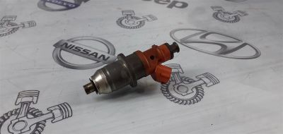 Лот: 23591357. Фото: 1. Форсунка Mitsubishi Diamante 6G72... Двигатель и элементы двигателя