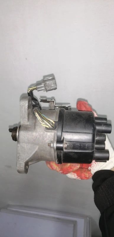 Лот: 21133060. Фото: 1. Трамблёр Honda Accord H23A. Двигатель и элементы двигателя
