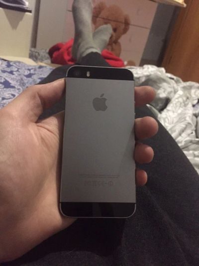 Лот: 11027930. Фото: 1. iphone 5s 16gb. Подарки на 14 февраля