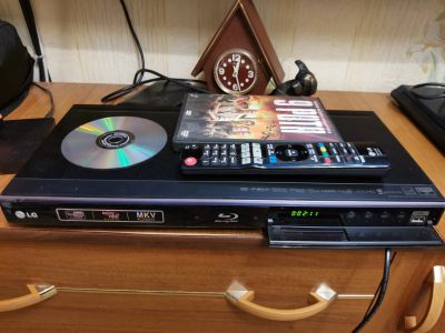 Лот: 17313117. Фото: 1. Blu-Ray DVD Player LG BD560. DVD, Blu-Ray плееры