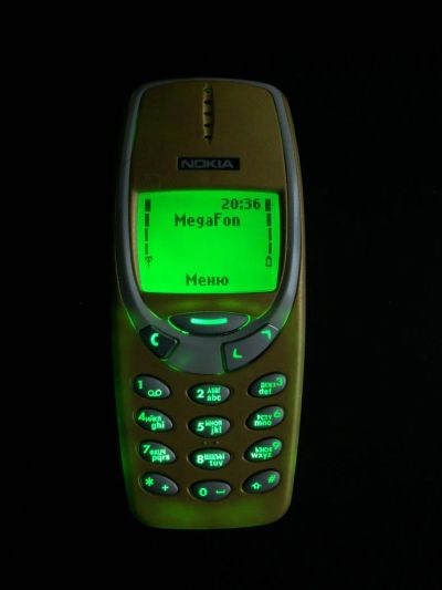 Лот: 3624452. Фото: 1. Nokia 3310 с яркой подсветкой. Кнопочные мобильные телефоны