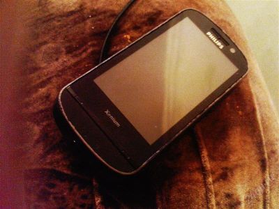 Лот: 2097981. Фото: 1. philips xenium x830 Обмен на NOKIA. Кнопочные мобильные телефоны