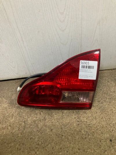 Лот: 21410511. Фото: 1. вставка багажника Toyota Ipsum... Двигатель и элементы двигателя