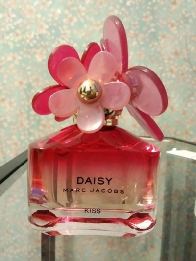 Лот: 14358470. Фото: 1. Туалетная вода Marc Jacobs Daisy... Женская парфюмерия