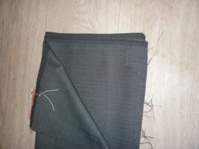 Лот: 3991079. Фото: 1. ткань костюмная отрез 140 см. Ткани, нитки, пряжа
