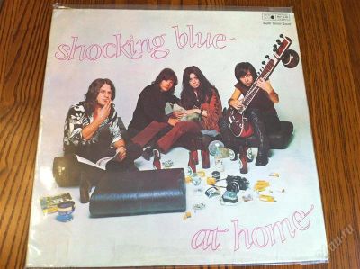 Лот: 866636. Фото: 1. SHOCKING BLUE "AT HOME" LP Pink... Аудиозаписи
