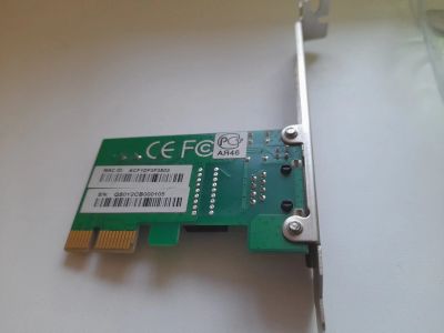Лот: 24690640. Фото: 1. Сетевая карта Gigabit Ethernet... Сетевые карты