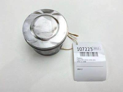 Лот: 25104510. Фото: 1. Поршень Mazda Mpv 2001 GY0111100B... Двигатель и элементы двигателя