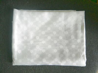 Лот: 4041084. Фото: 1. ткань атлас 80 см * 80 см. Ткани, нитки, пряжа