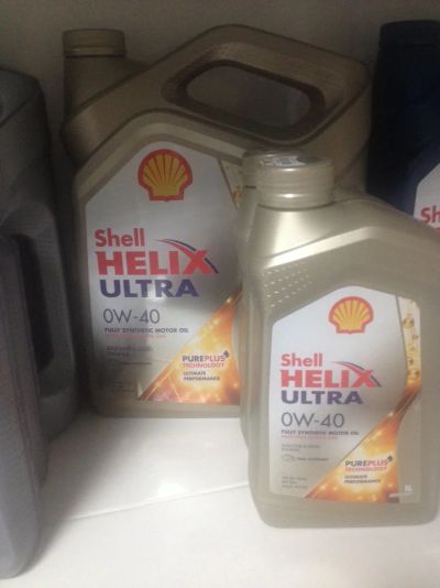 Лот: 15464592. Фото: 1. Масло моторное синт. Shell Helix... Масла, жидкости