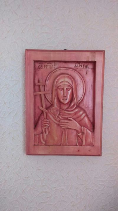 Лот: 5988393. Фото: 1. Икона Святая Лариса -резьба по... Иконы