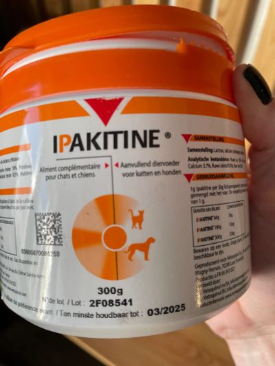Лот: 19867634. Фото: 1. Ipakitine/ипакитине. Косметика для животных