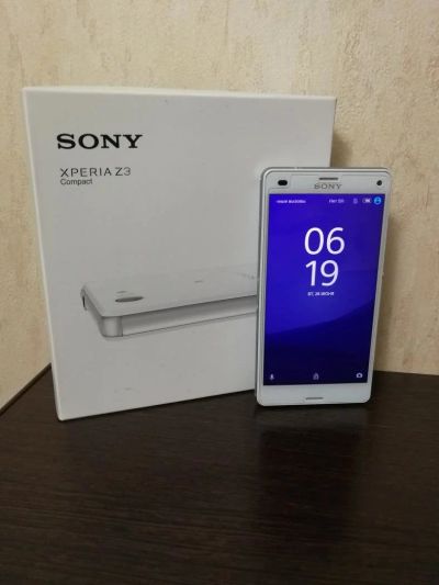 Лот: 10852070. Фото: 1. Sony Xperia Z3 Compact. Смартфоны