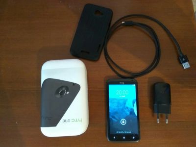 Лот: 7840935. Фото: 1. HTC One X. Смартфоны