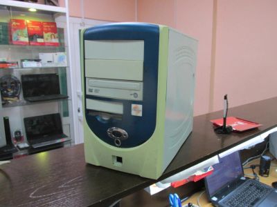 Лот: 10751339. Фото: 1. Системный блок Celeron 1.80GHz... Компьютеры в сборе