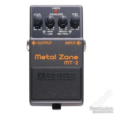 Лот: 612991. Фото: 1. продам boss metal zone в отличном... Гитарные эффекты и комбоусилители
