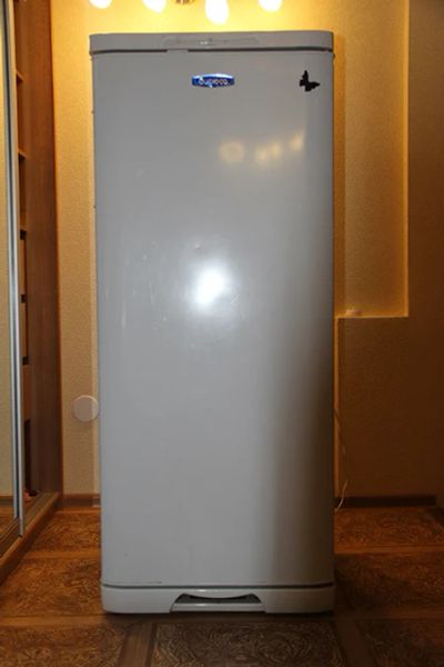 Лот: 4607530. Фото: 1. Холодильник "Бирюса 237". Холодильники, морозильные камеры