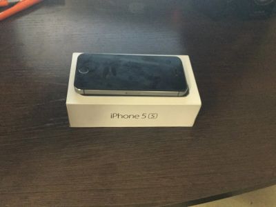 Лот: 7177513. Фото: 1. iphone 5 s. Смартфоны