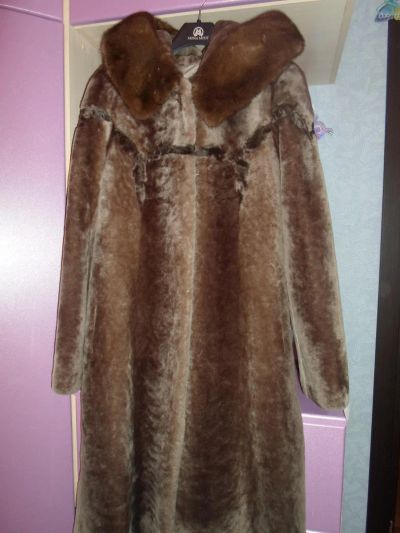 Лот: 8428383. Фото: 1. Продам шубу. Другое (женская одежда)