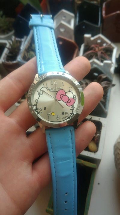 Лот: 19245898. Фото: 1. Часы Детские Hello Kitty голубые. Оригинальные наручные часы