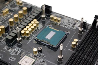 Лот: 3509032. Фото: 1. Игровой процессор Intel Core i5... Процессоры