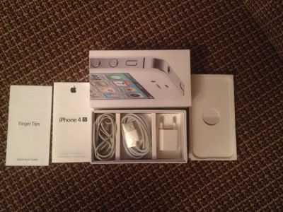 Лот: 3707182. Фото: 1. Apple iPhone 4S 16gb white. Смартфоны