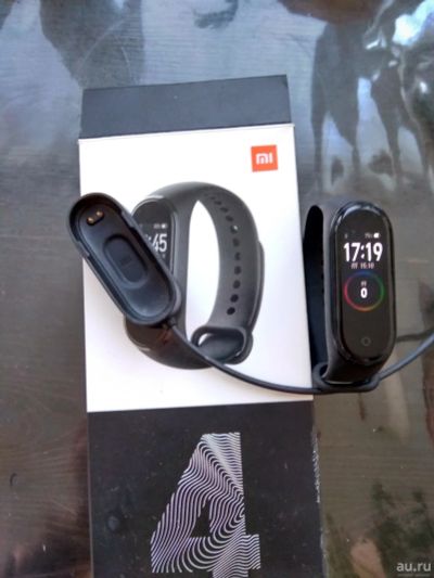Лот: 18194947. Фото: 1. Mi band 4. Смарт-часы, фитнес-браслеты, аксессуары